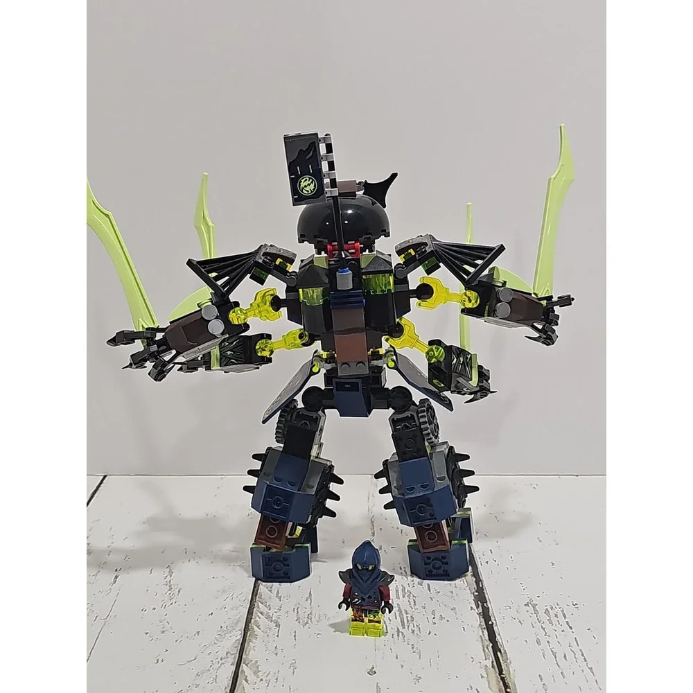 LEGO NINJAGO 70737 Titan Mech Battle With 1 Minifigure (Retired 2015)